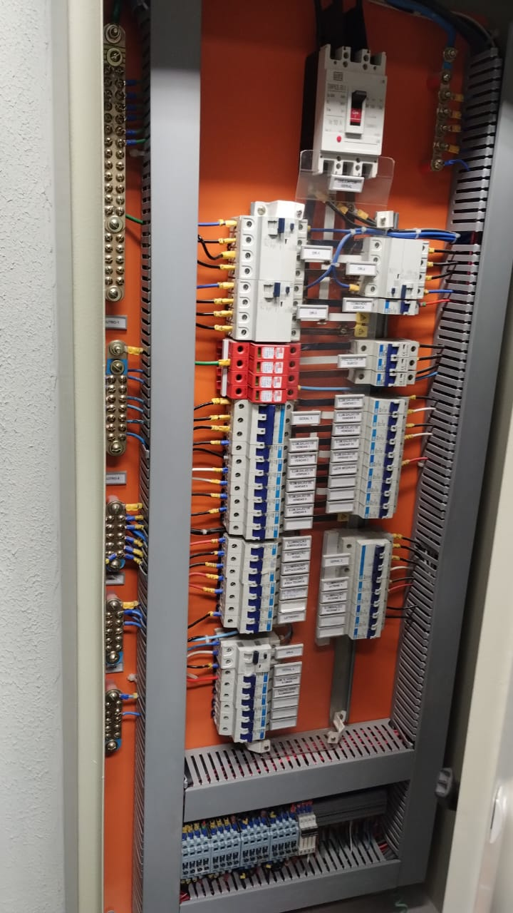 Painel industrial NR-10